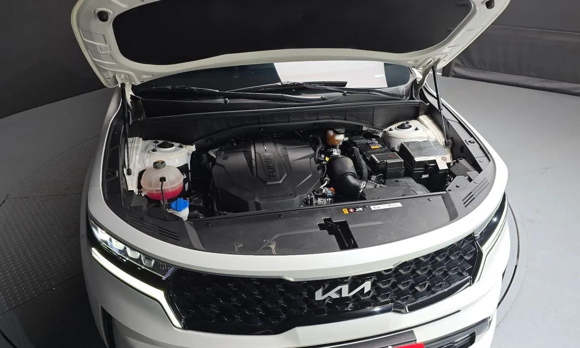 Kia Sorento — фото 7