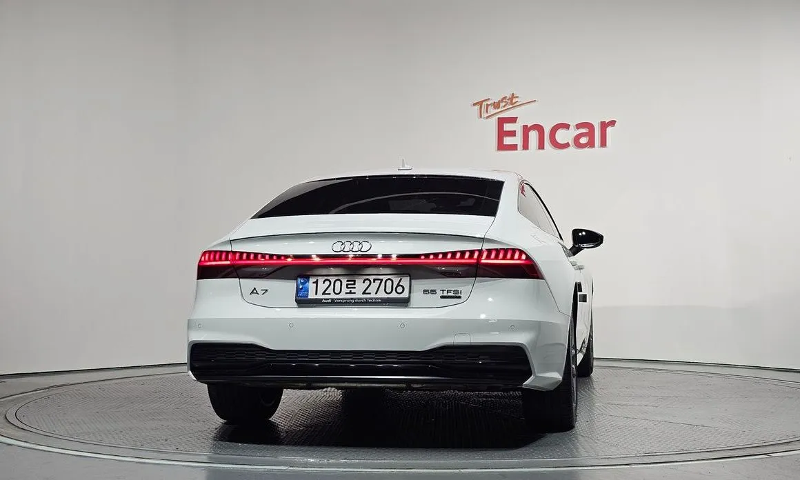 Audi A7 — фото 10