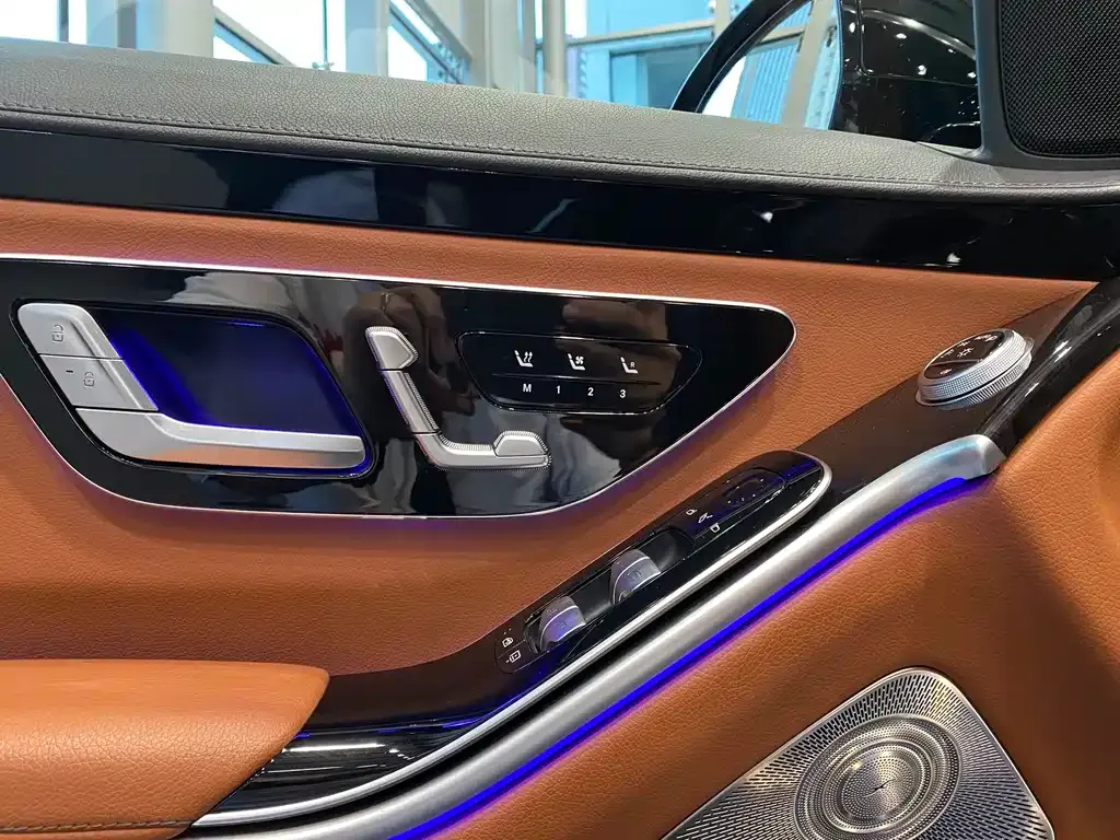 Mercedes-Benz S-Class New Energy — фото 9