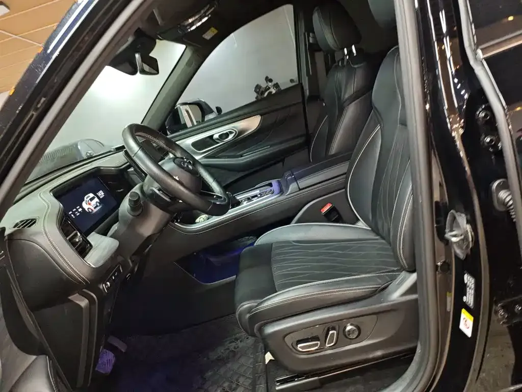 GAC Motor Trumpchi GS8 — фото 8