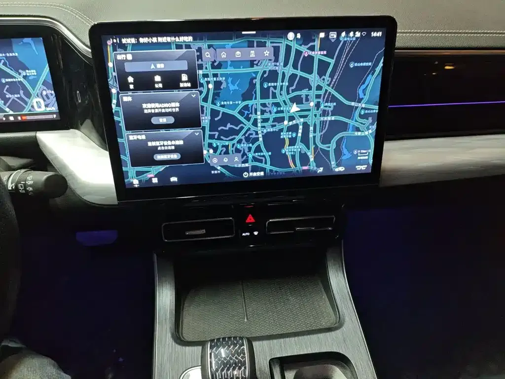 GAC Motor Trumpchi GS8 — фото 7
