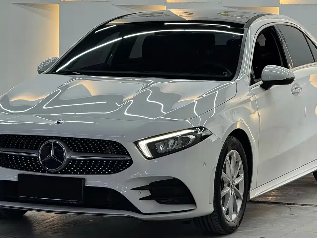 Mercedes-Benz A-Class — фото 1