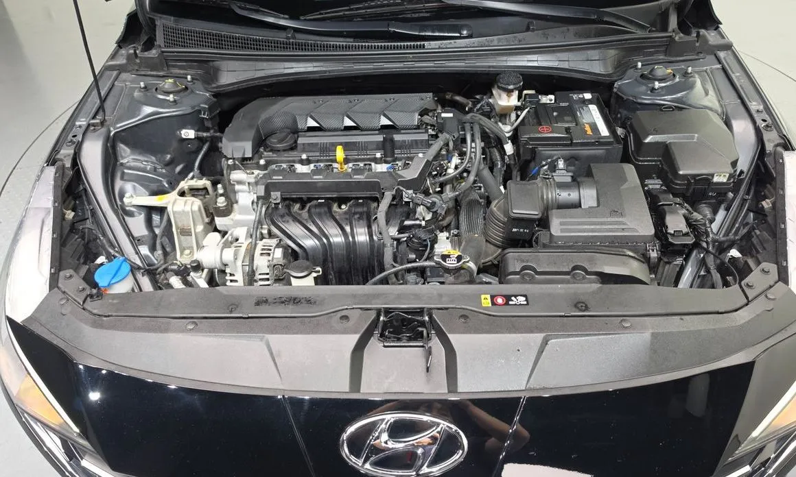 Hyundai AVANTE — фото 10