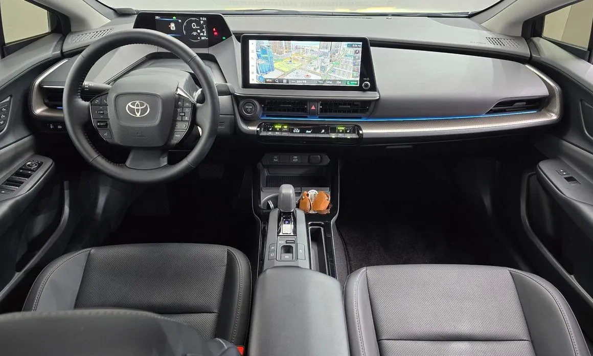 Toyota Prius — фото 7
