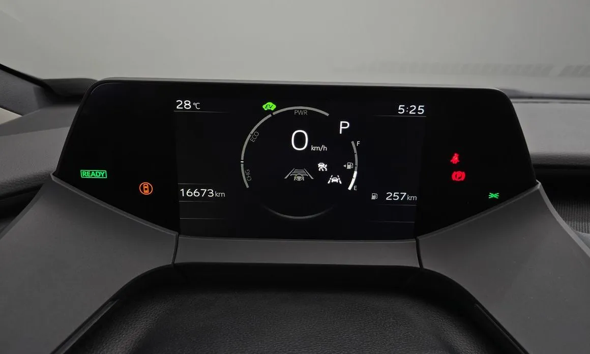 Toyota Prius — фото 4