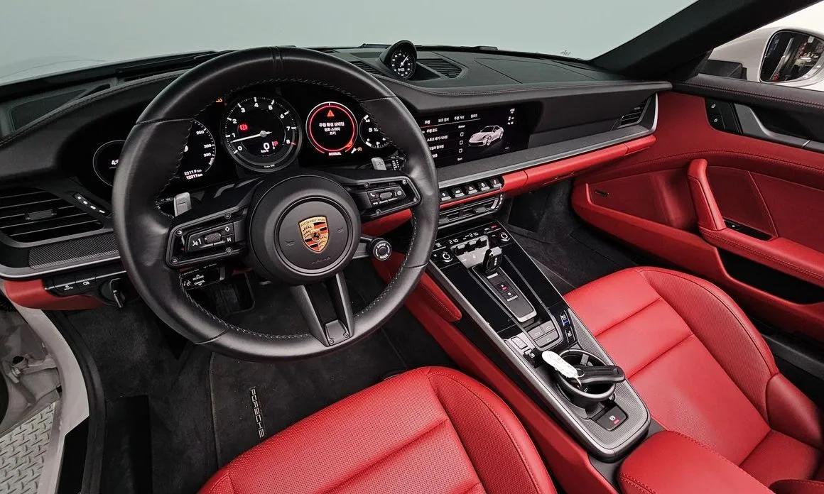 Porsche 911 2023 из KR, фото 7