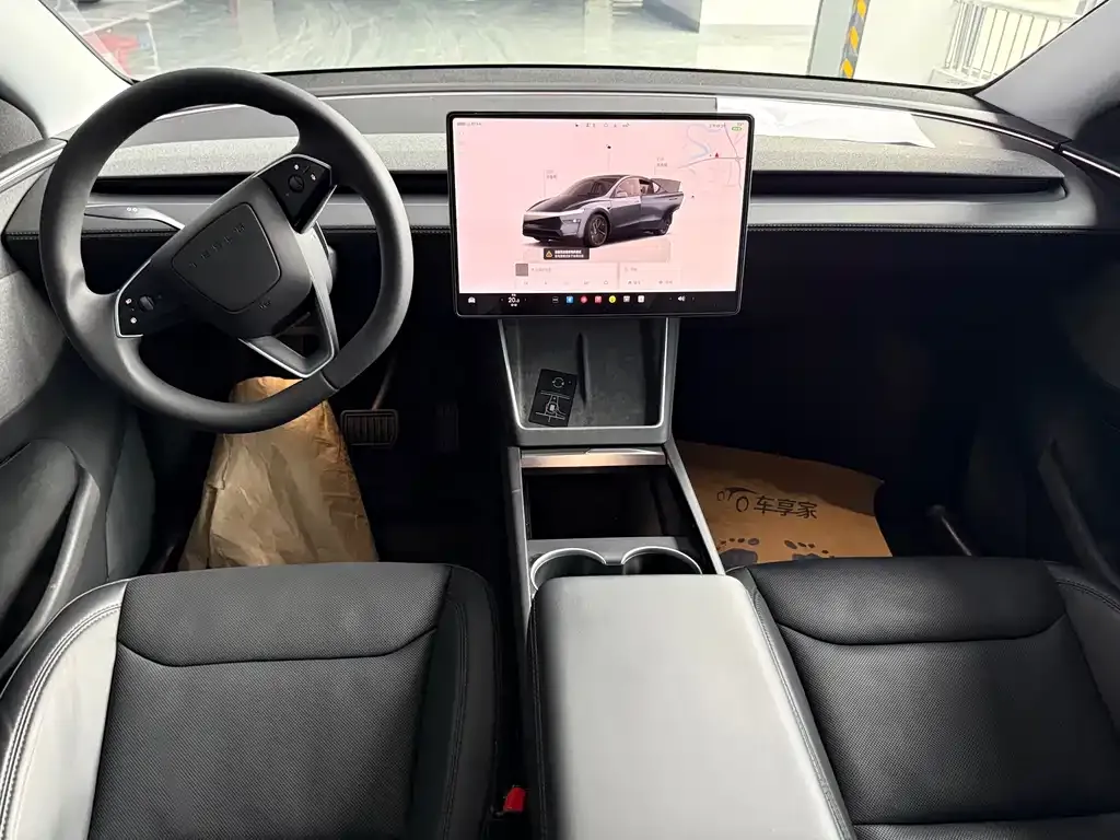 Tesla Model Y — фото 4