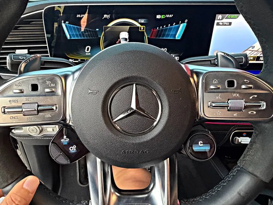 Mercedes-Benz GLE-Class — фото 10