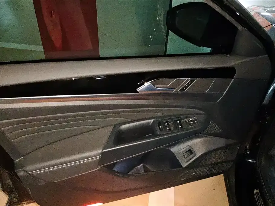 Volkswagen Passat — фото 3