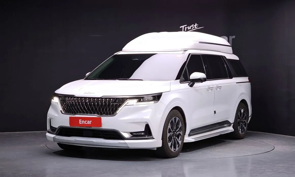 Kia Carnival — фото 1