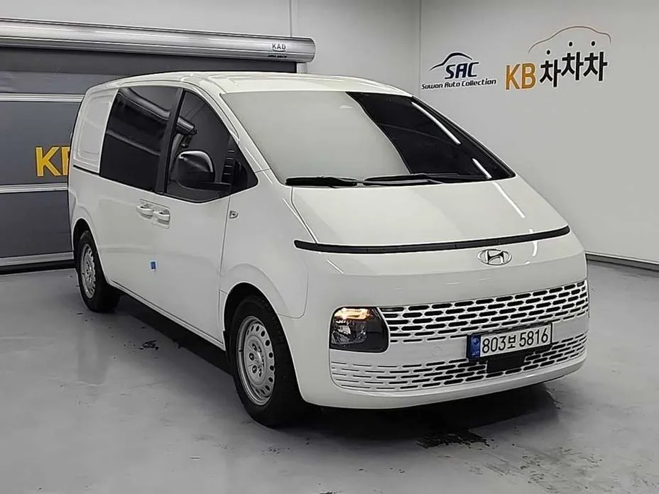 Hyundai Staria — фото 6