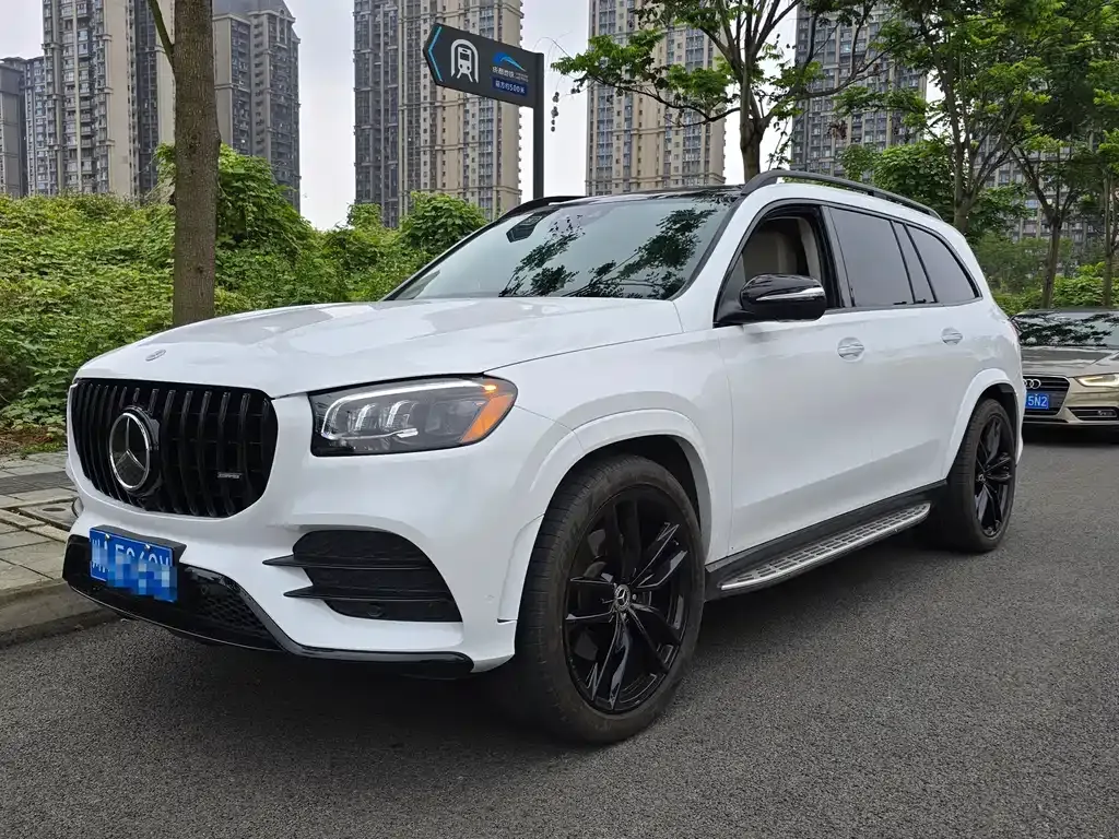 Mercedes-Benz GLS — фото 1