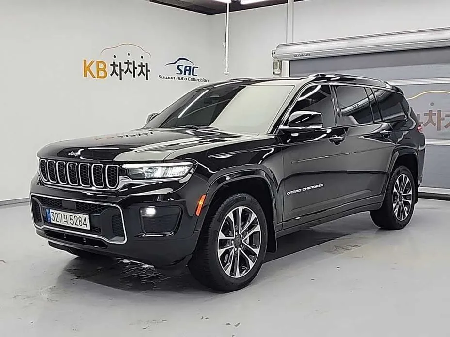 Jeep Cherokee — фото 1