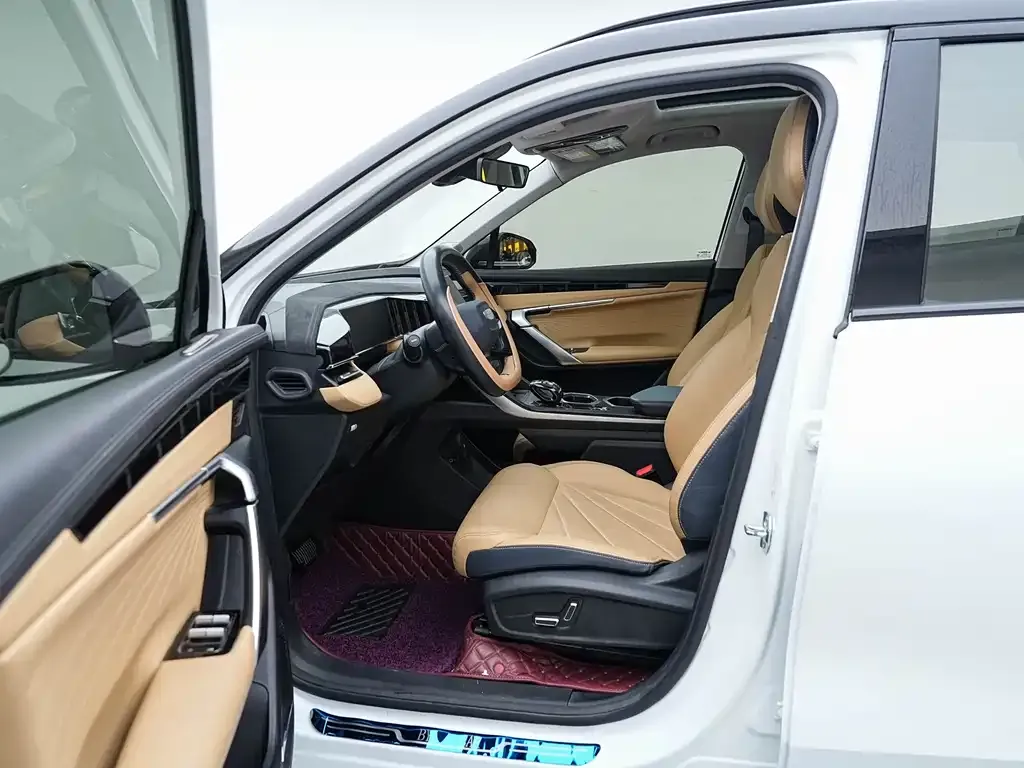 Geely Boyue L 2024 из CN, фото 4