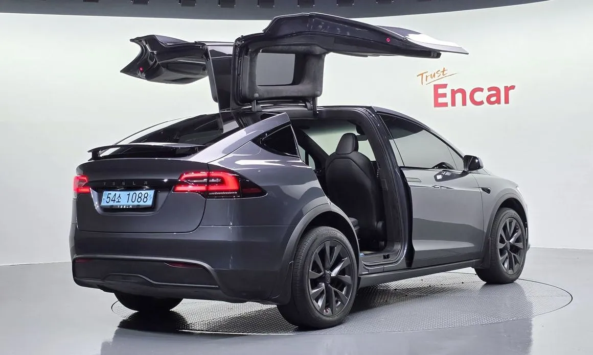 Tesla Model X 2023 из KR, фото 4