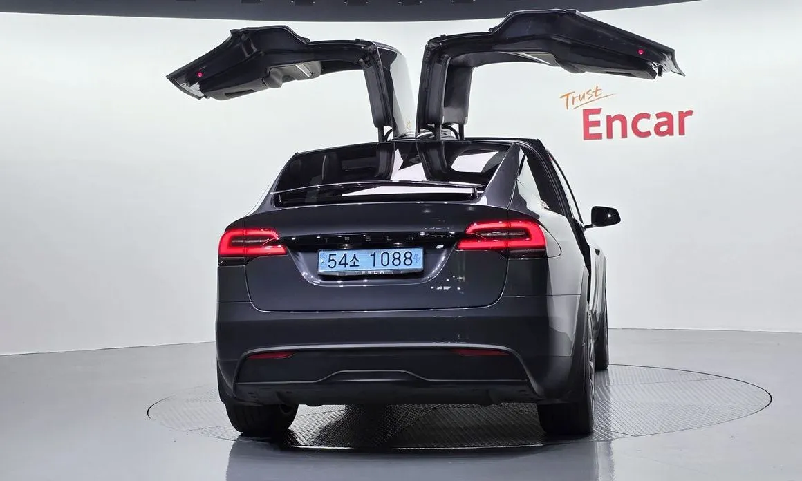 Tesla Model X 2023 из KR, фото 9