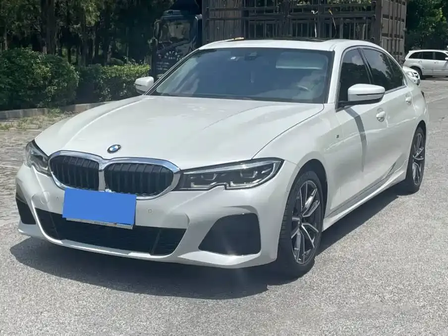 BMW 3 Series — фото 1