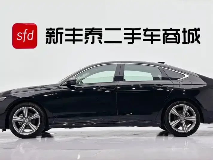 Honda Accord — фото 4