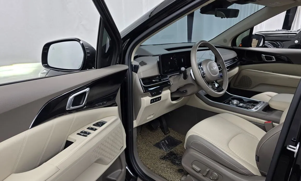 Kia Carnival 2025 из KR, фото 4