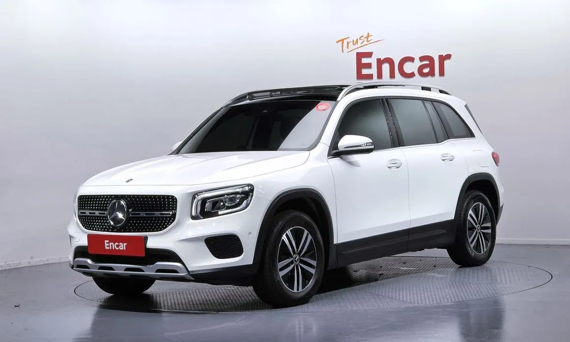 Mercedes-Benz GLB-Class — фото 1