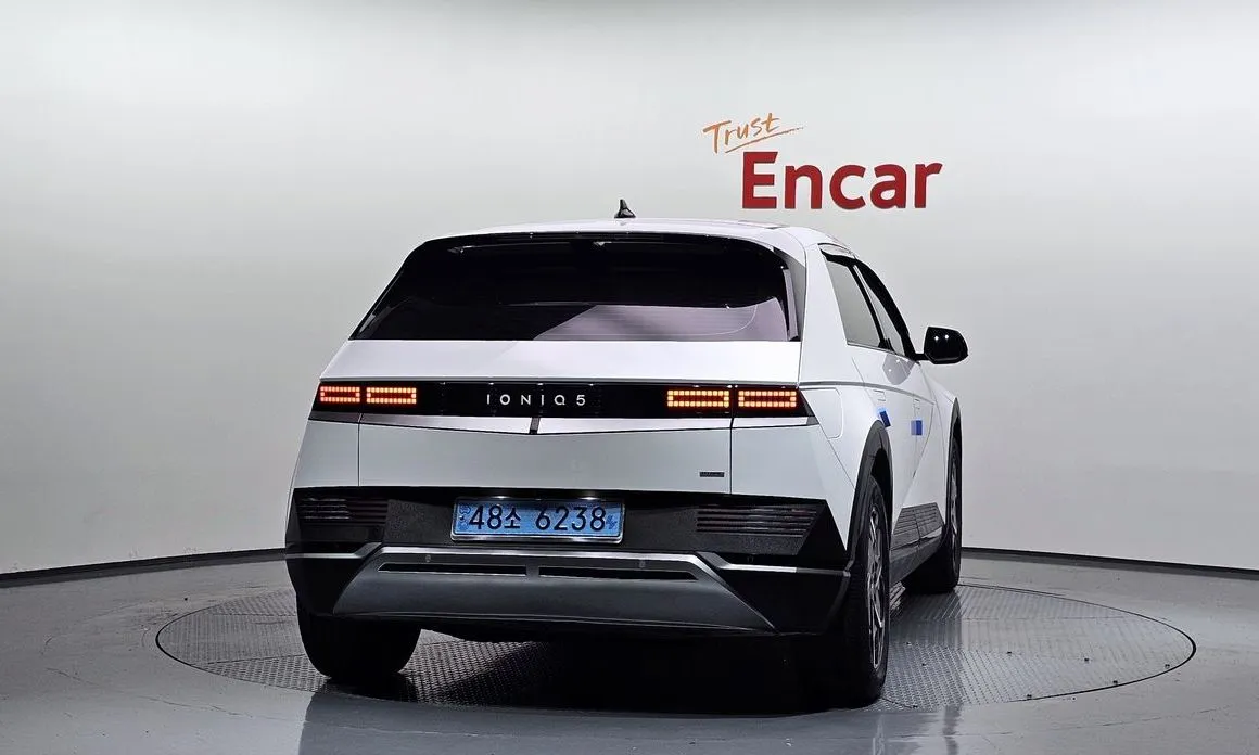 Hyundai Ioniq5 — фото 2