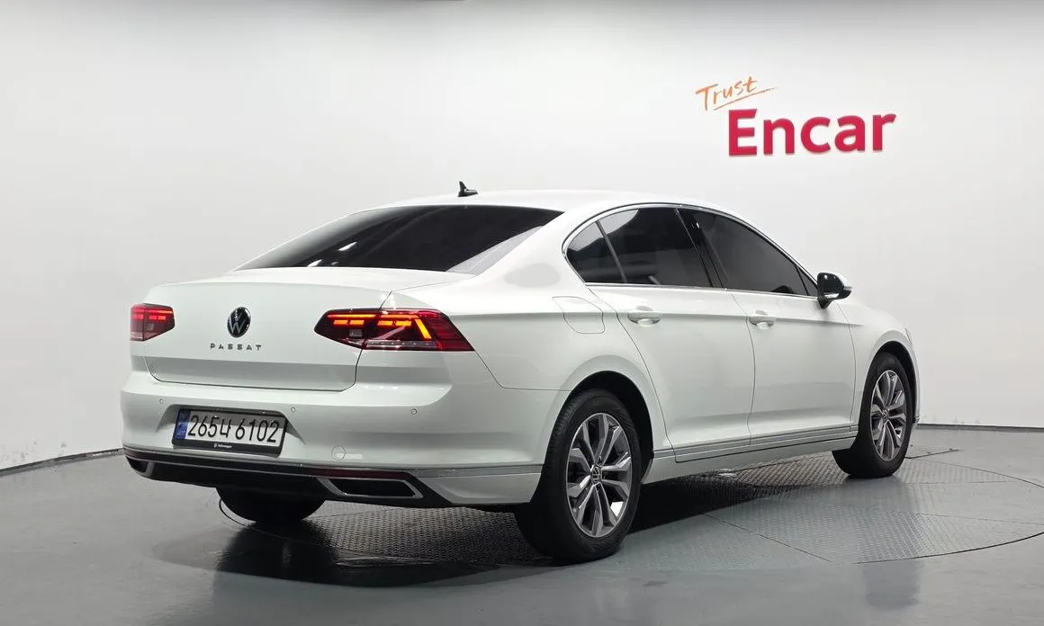 Volkswagen Passat — фото 3