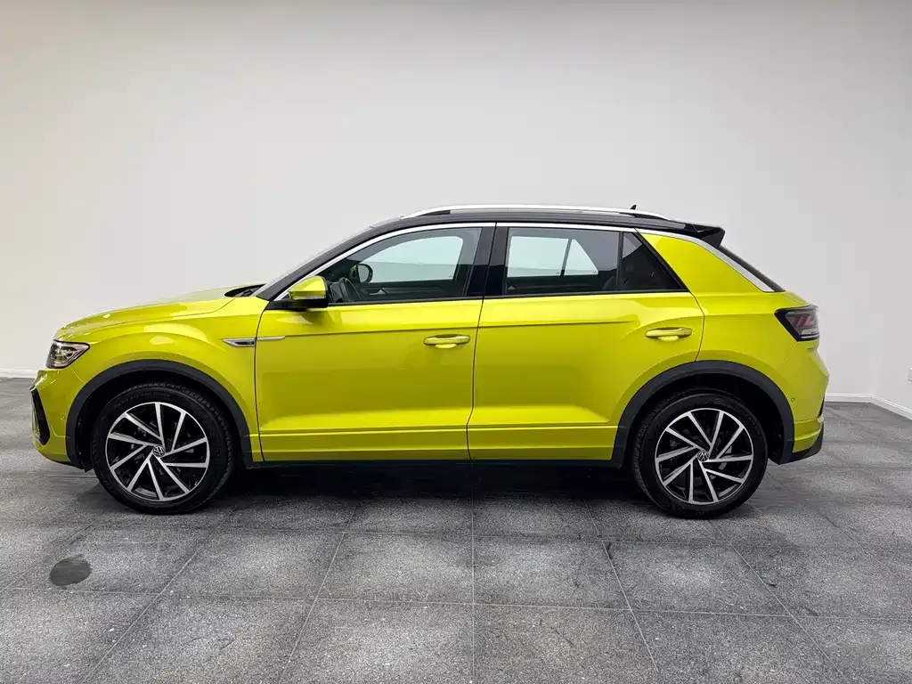 Volkswagen T-Roc — фото 7
