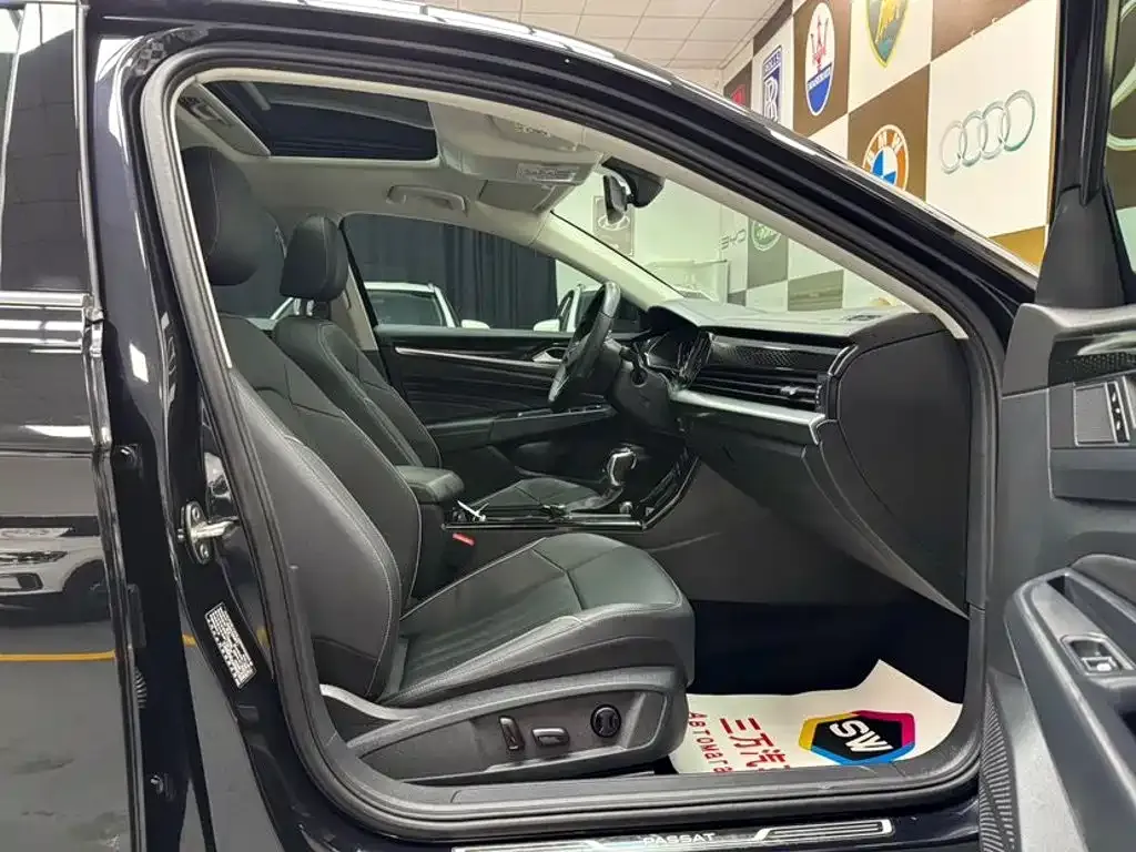 Volkswagen Passat — фото 6