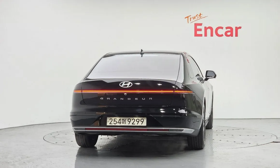 Hyundai Grandeur 2023 из KR, фото 3