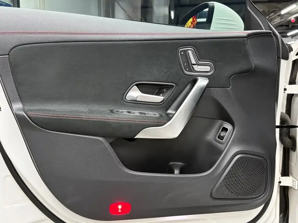 Mercedes-Benz CLA (Import) 2024 из CN, фото 9