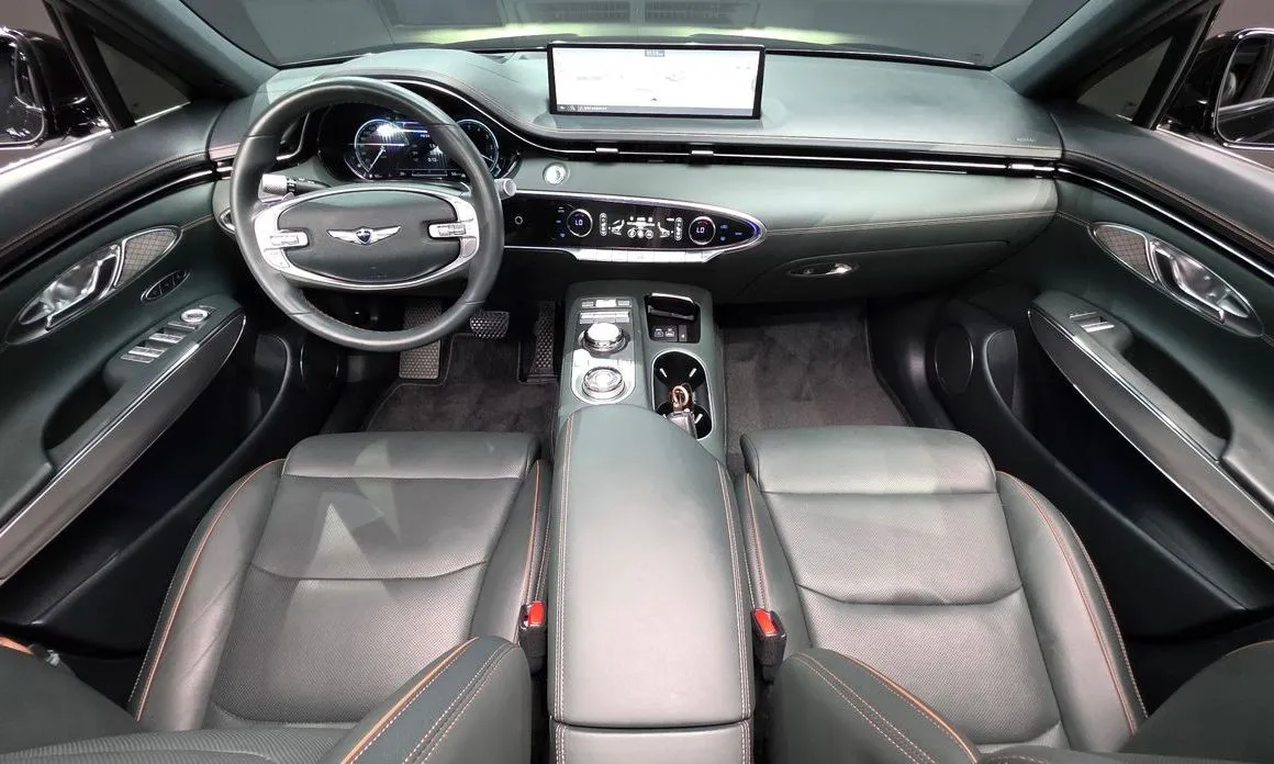 Genesis GV70 — фото 10