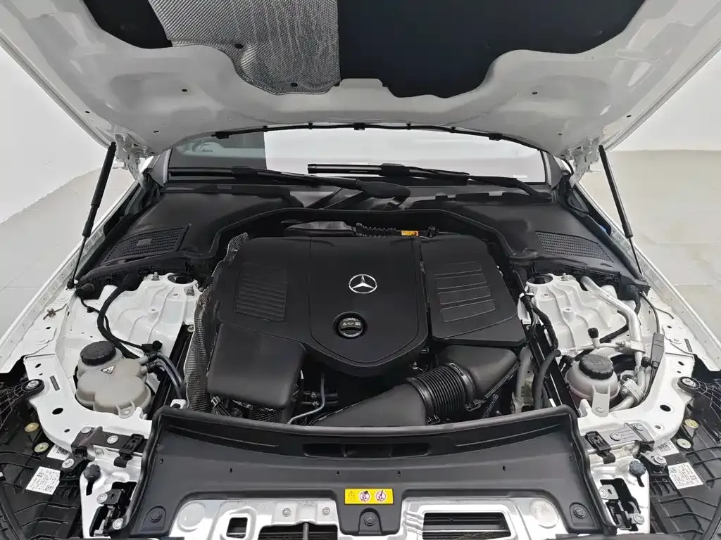 Mercedes-Benz C-Class — фото 10
