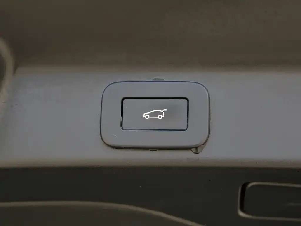 Jaguar F-PACE 2024 из CN, фото 2