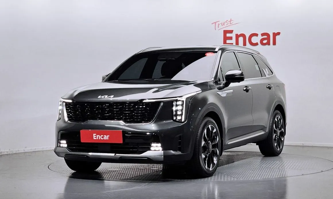 Kia Sorento — фото 1