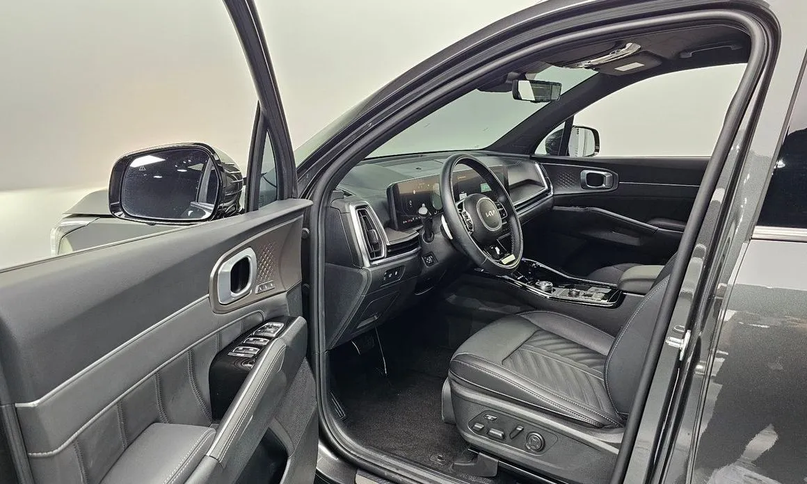 Kia Sorento — фото 6