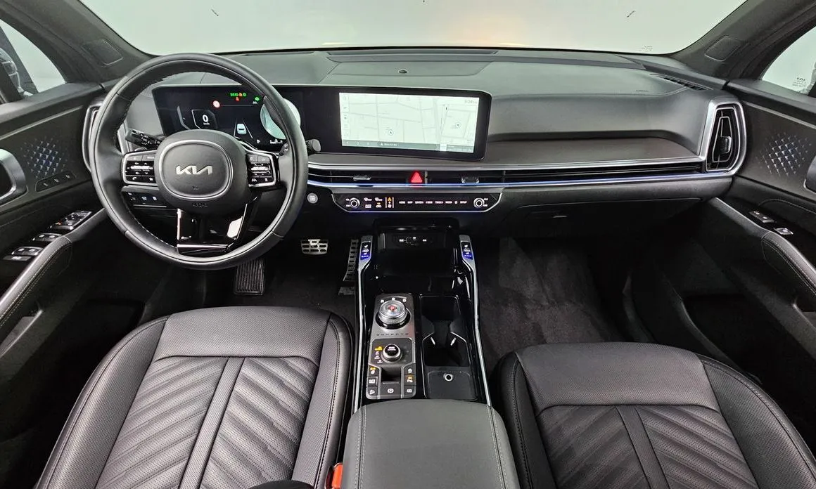 Kia Sorento — фото 5