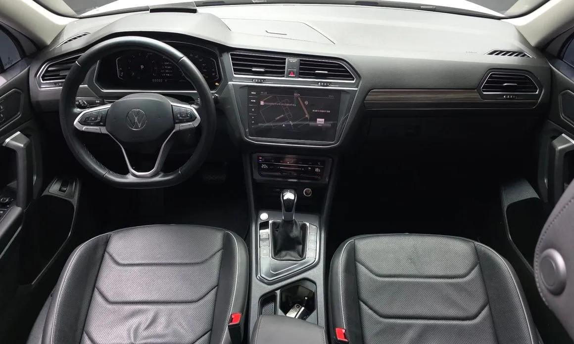 Volkswagen Tiguan 2023 из KR, фото 8