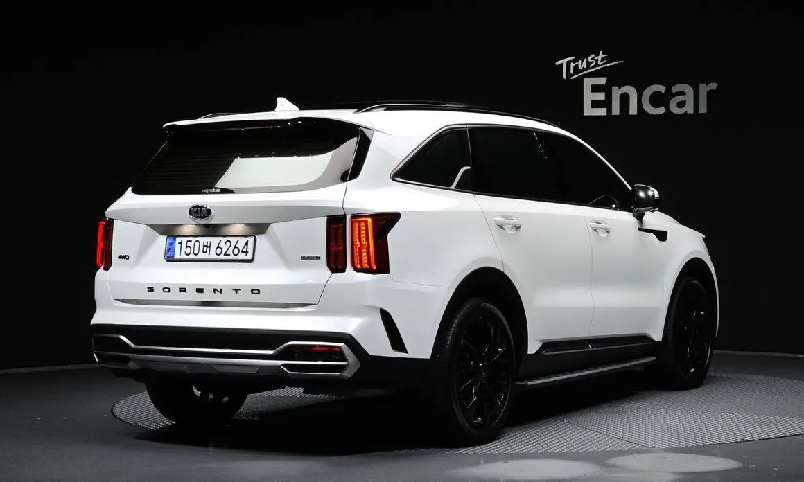 Kia Sorento — фото 10
