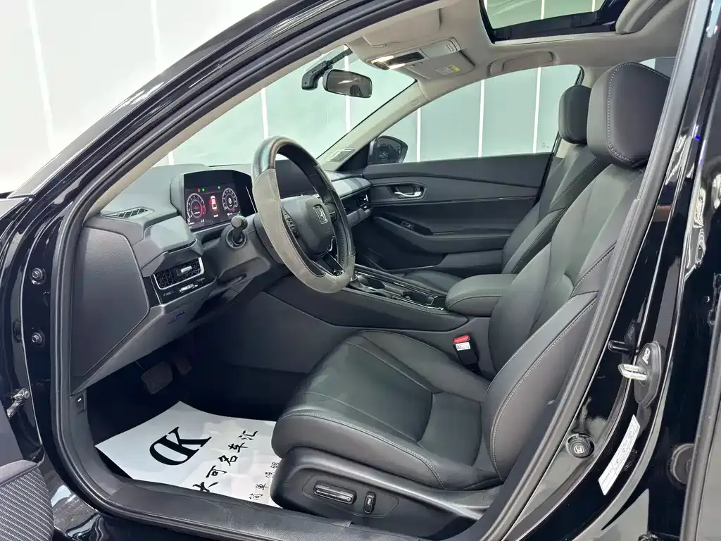 Honda Inspire — фото 10