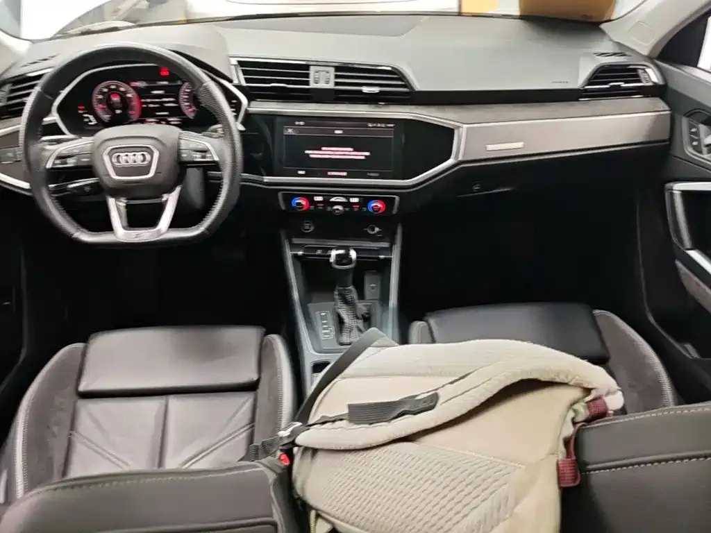 Audi Q3 Sportback — фото 5