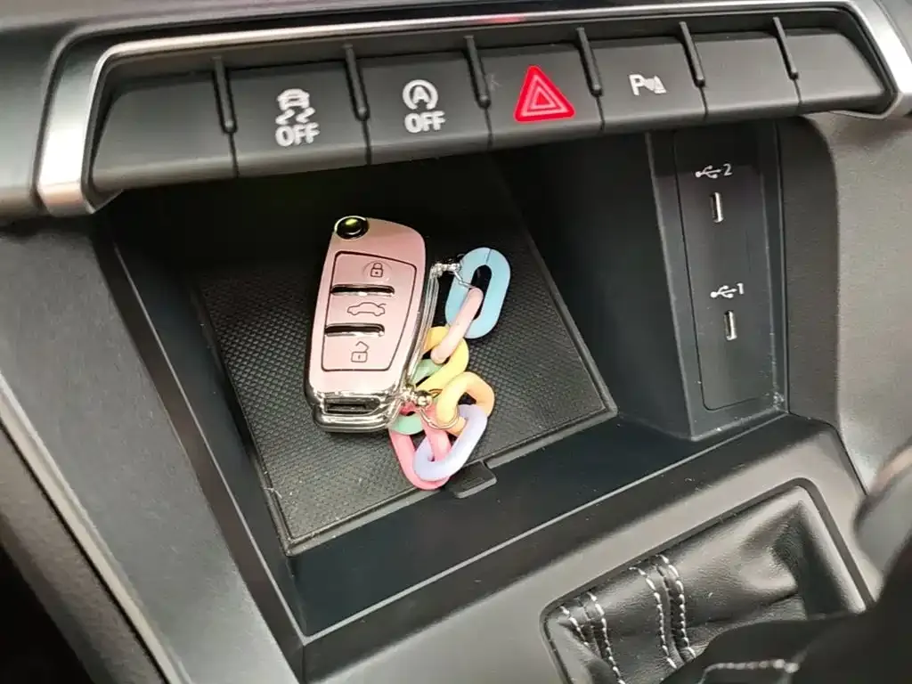 Audi Q3 Sportback — фото 3