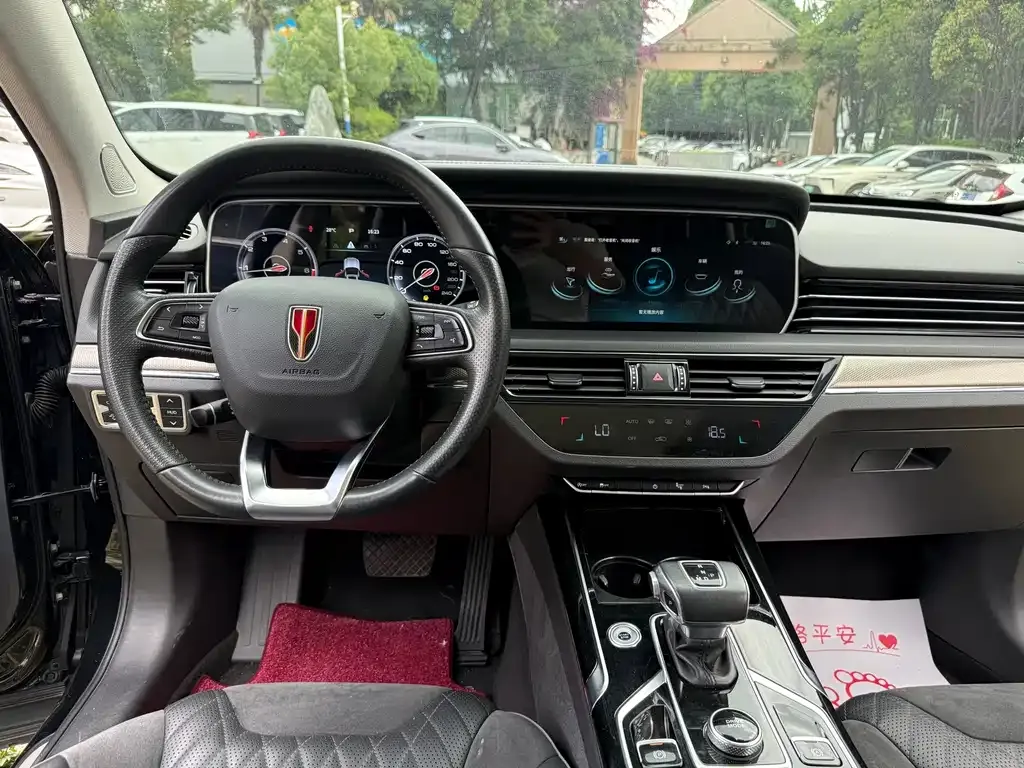 Hongqi HS5 — фото 3