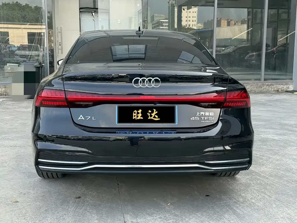 Audi A7L — фото 4
