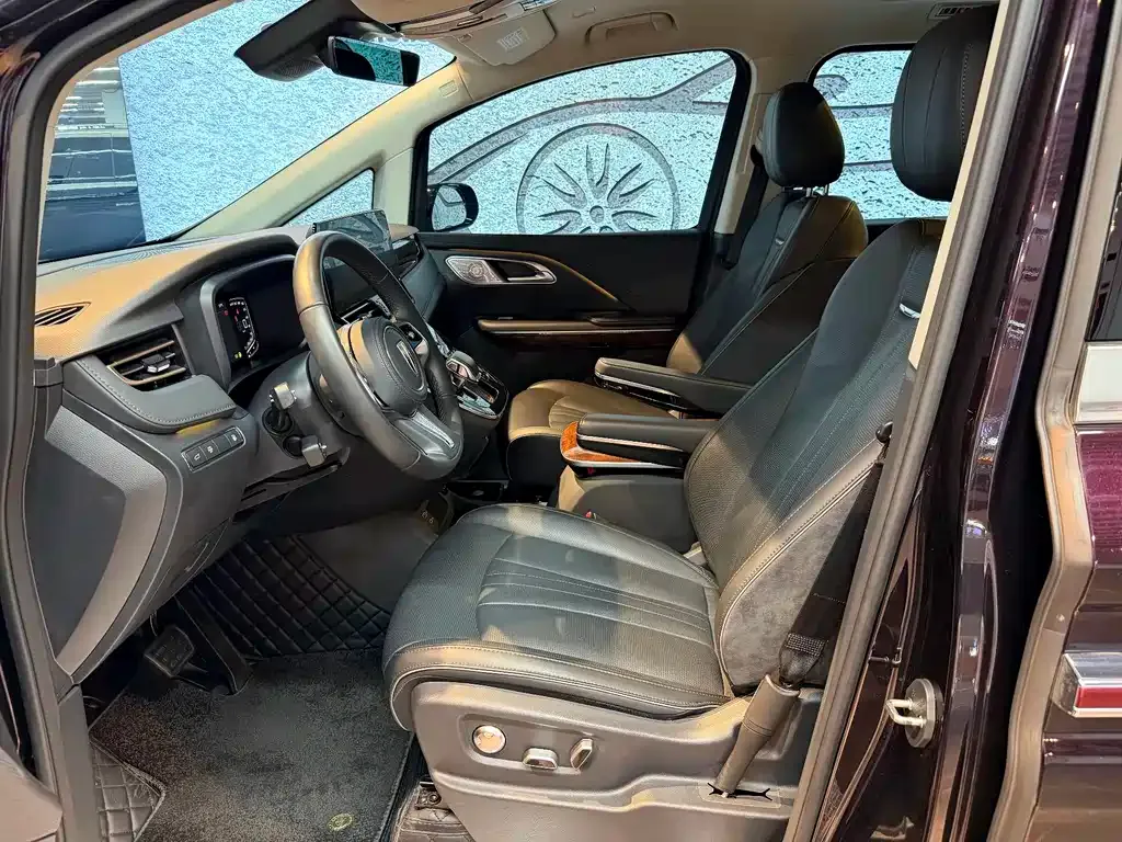Hongqi HQ9 PHEV 2024 из CN, фото 7