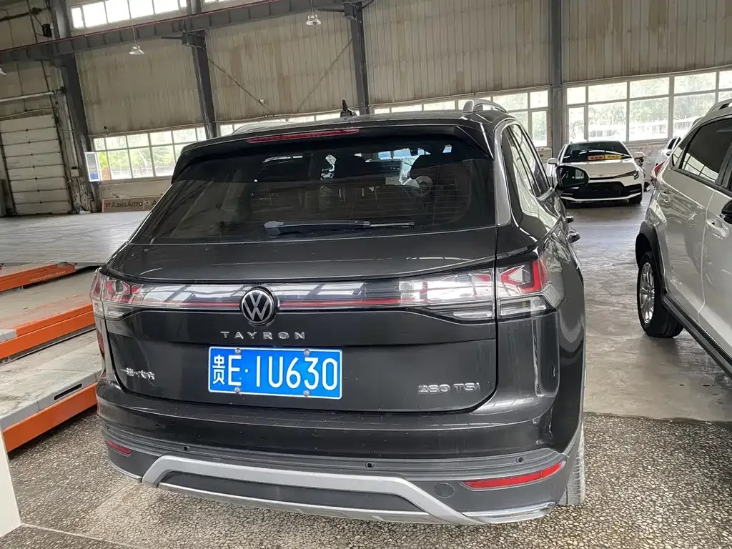 Volkswagen Tayron 2022 из CN, фото 8
