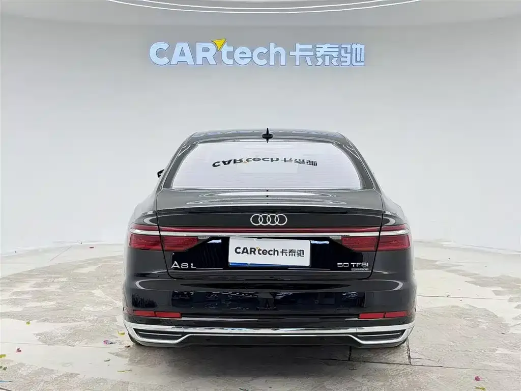 Audi A8 — фото 6