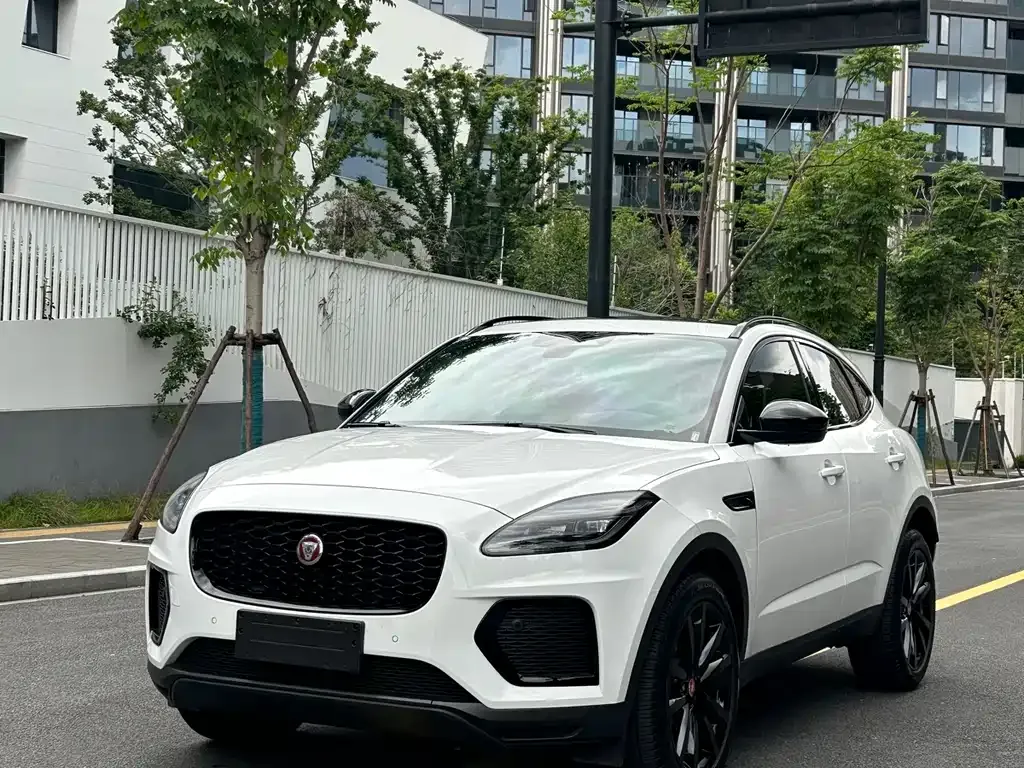 Jaguar E-PACE
