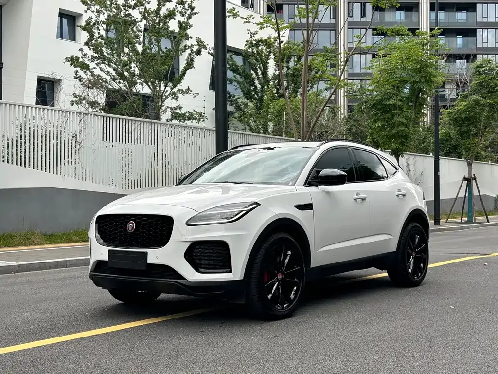 Jaguar E-PACE 2025 из CN, фото 8