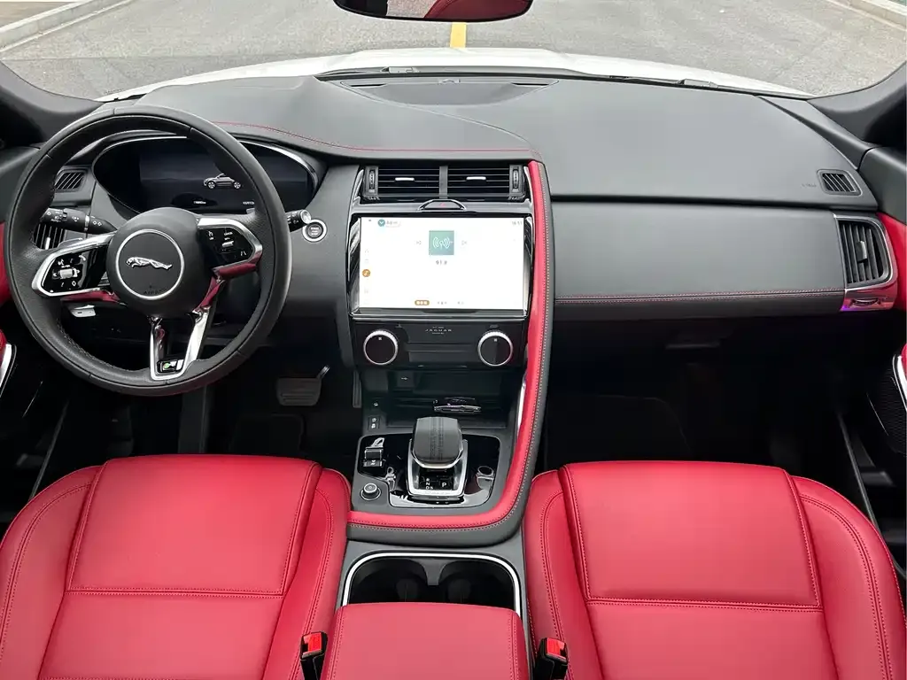 Jaguar E-PACE 2025 из CN, фото 5