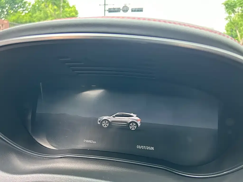 Jaguar E-PACE 2025 из CN, фото 2